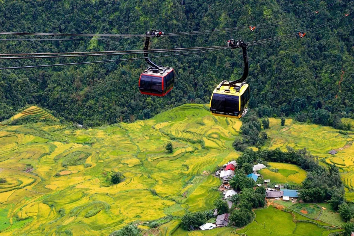 Take the Fansipan cable car