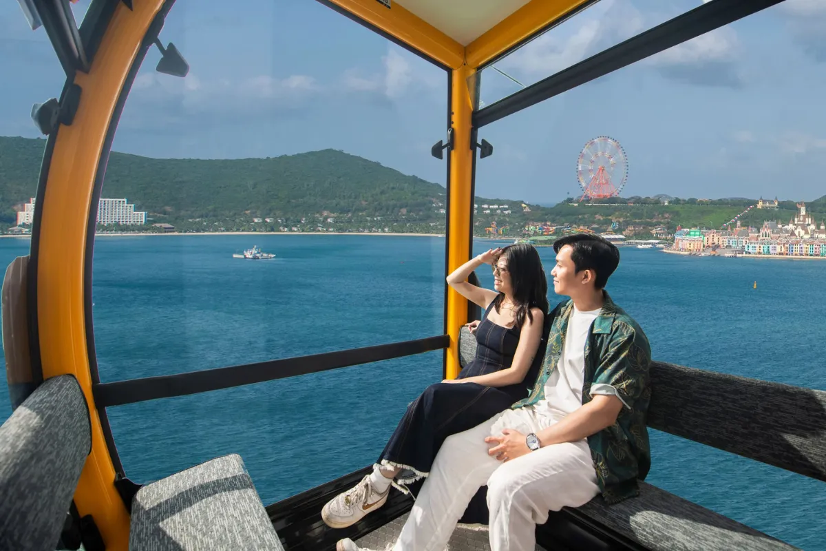 Ride the Cable Car to Hon Tre Island