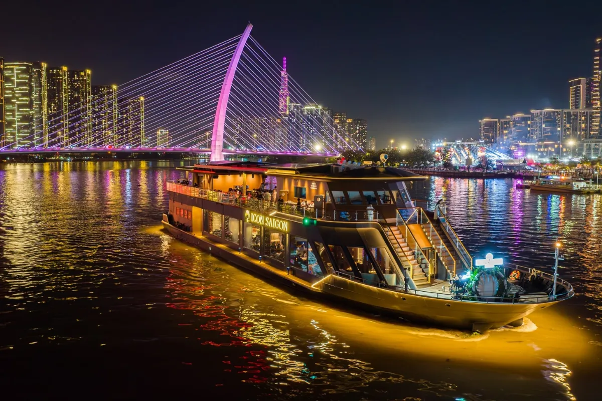 Enjoy an Evening Cruise on the Saigon River